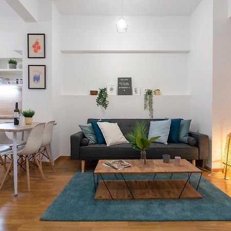 Modern 2Bd Apt In Athens , 3-Min Metro Zewnętrze zdjęcie